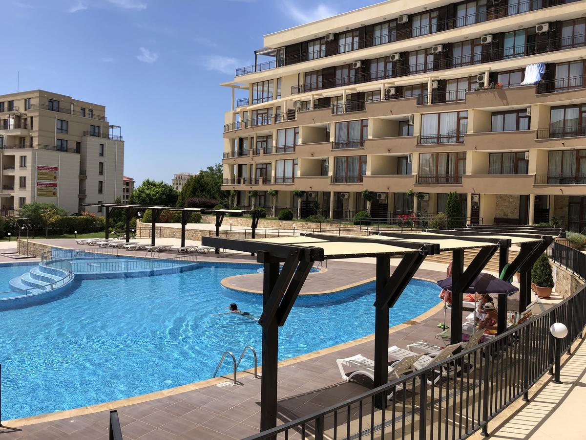 VP Luxor Studio Sveti Vlas Exterior foto